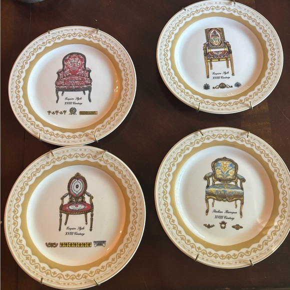 porecelain treasures Other - Vintage chair plates